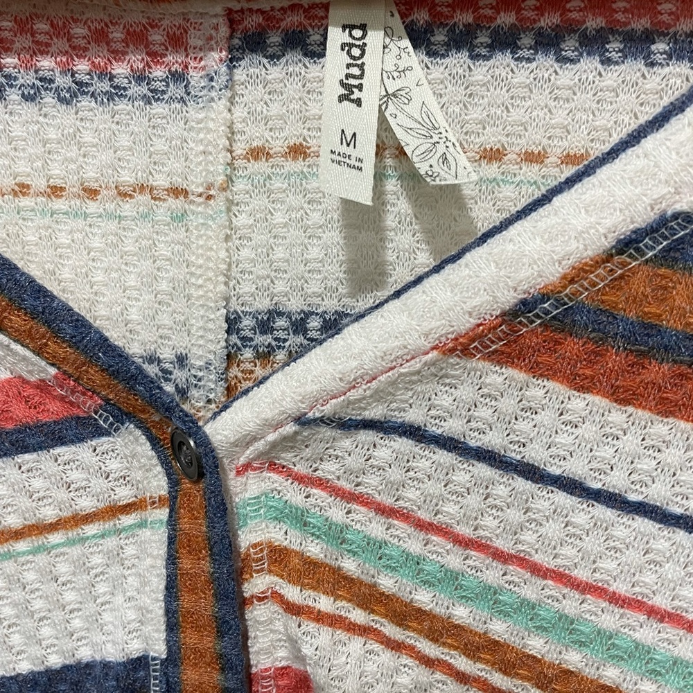 Waffle Style Top - Picture 2 of 2